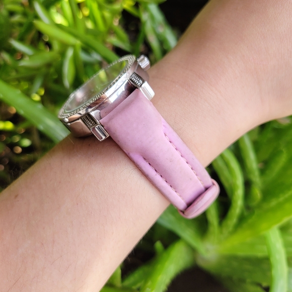 Designer JoJino Pink Hearts Watch - Picture 6 of 9